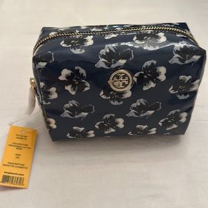 Tory Burch, Cosmetic Case in Navy, Poppy. Brand new